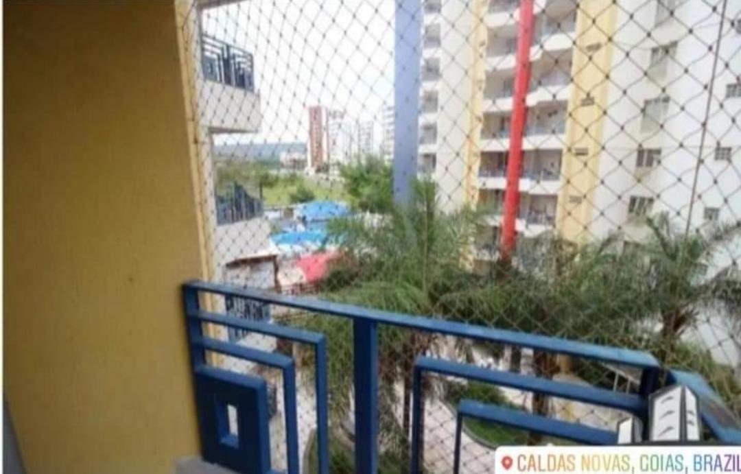 Apartamento Aconchegante,em Predio Com 5 Piscinas. *