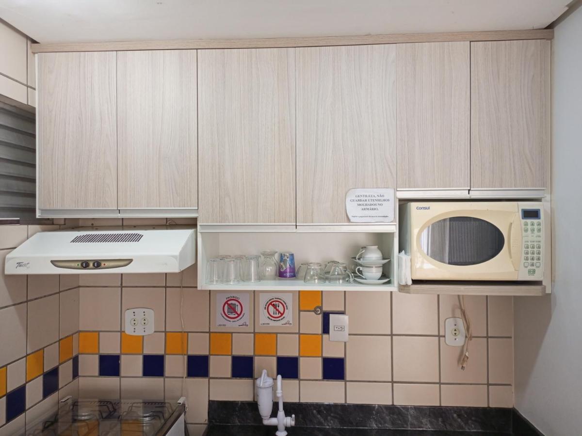 Apartamento Aconchegante,em Predio Com 5 Piscinas. Apartment *